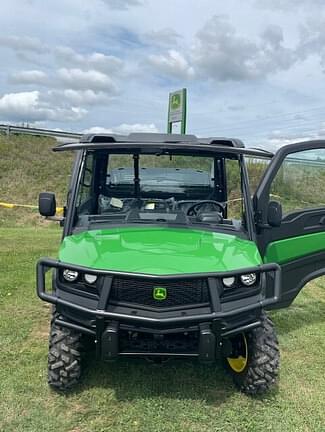 Image of John Deere XUV 835M Primary image