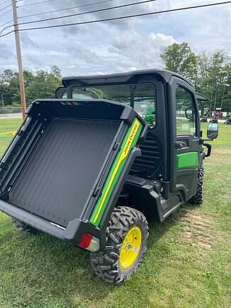 Image of John Deere XUV 835M equipment image 3