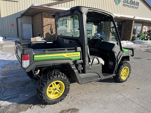 Image of John Deere XUV 835M equipment image 3