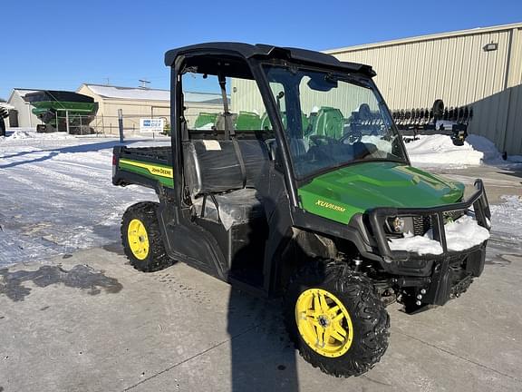 Image of John Deere XUV 835M equipment image 2