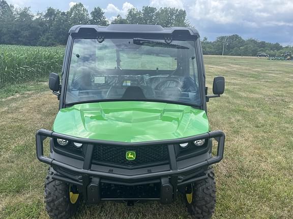 Image of John Deere XUV 835M equipment image 4