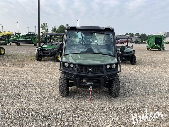 Image of John Deere XUV 835R equipment image 1