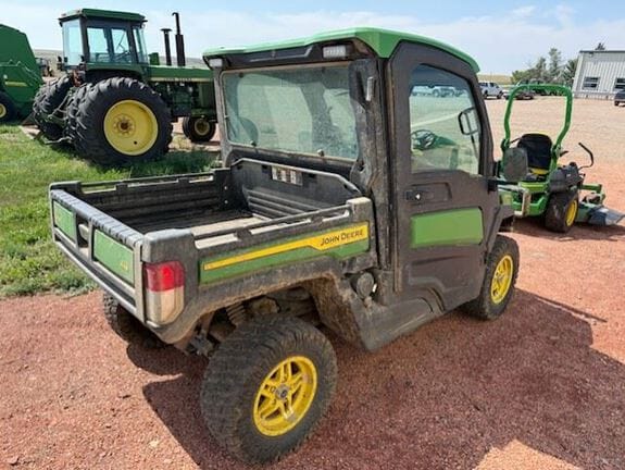 2024 John Deere XUV835R Equipment Image0