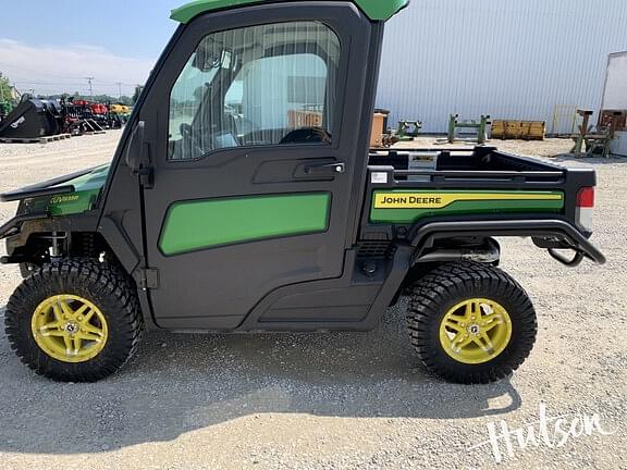 Image of John Deere XUV 835R equipment image 3