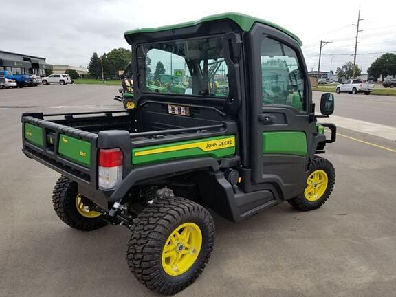 Image of John Deere XUV 835R equipment image 2