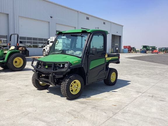 2024 John Deere XUV 835R Equipment Image0