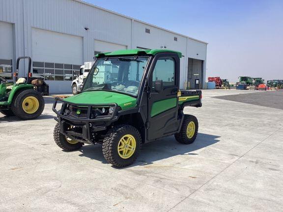 Image of John Deere XUV 835R Primary image