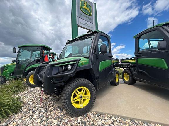 Image of John Deere XUV 835R Primary image