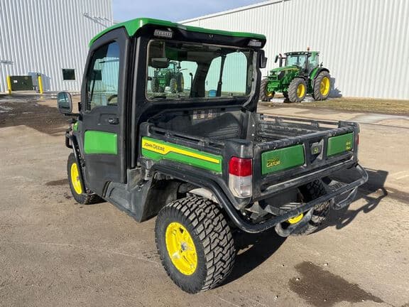 Image of John Deere XUV 835R equipment image 2