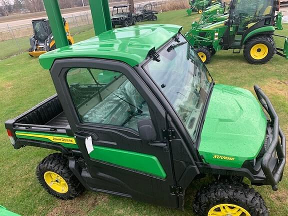 Image of John Deere XUV 835R equipment image 2