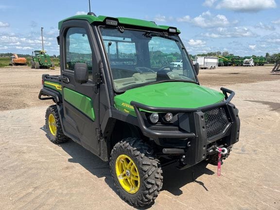 2024 John Deere XUV 835R Equipment Image0