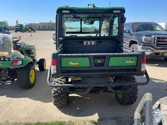 Image of John Deere XUV 835R equipment image 4