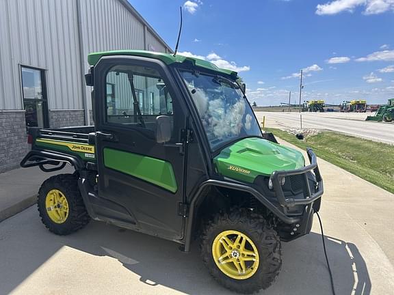 Image of John Deere XUV 835R equipment image 3
