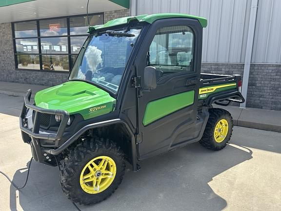 Image of John Deere XUV 835R Primary image