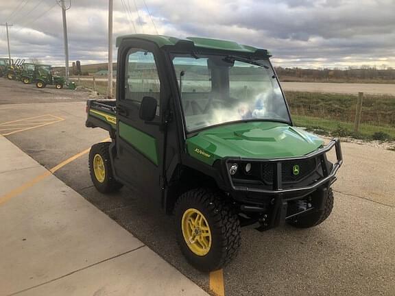 Image of John Deere XUV 835R equipment image 4