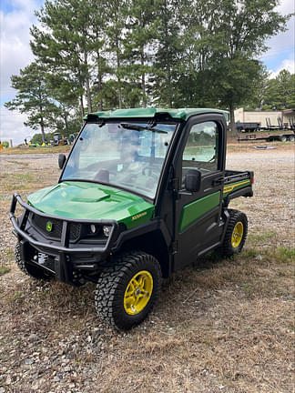 Image of John Deere XUV 835R equipment image 1