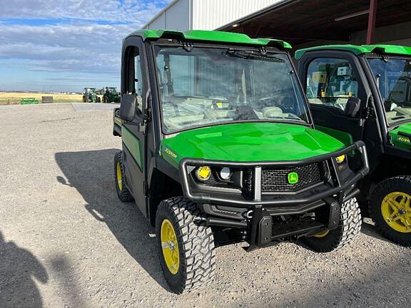 Image of John Deere XUV 835R equipment image 3