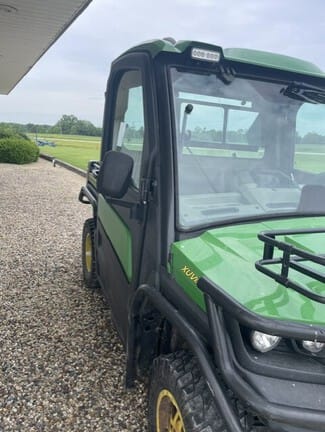 2024 John Deere XUV 835R Equipment Image0