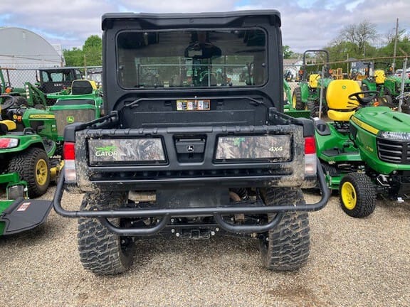 2024 John Deere XUV 835R Equipment Image0