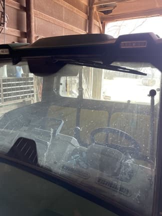 Image of John Deere XUV 865R equipment image 4