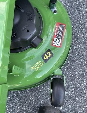 Image of John Deere Z315E equipment image 1