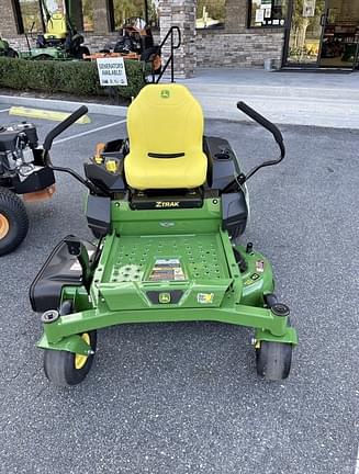 Image of John Deere Z315E equipment image 1