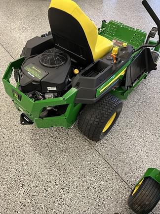 Image of John Deere Z315E equipment image 2