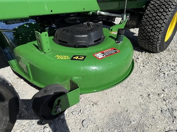 Image of John Deere Z315E equipment image 1