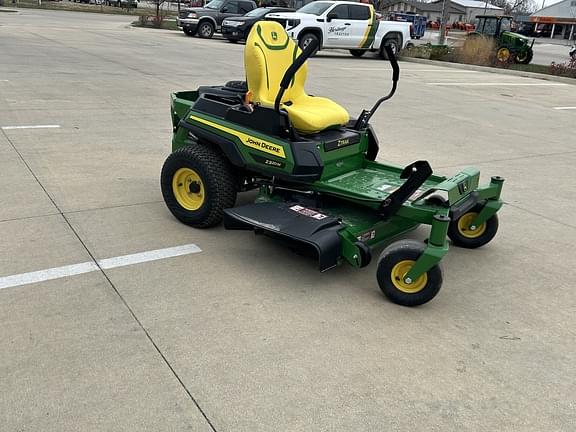 Image of John Deere Z320M equipment image 3