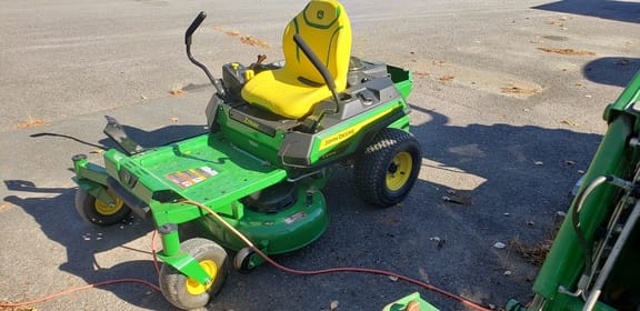 Main image John Deere Z320M