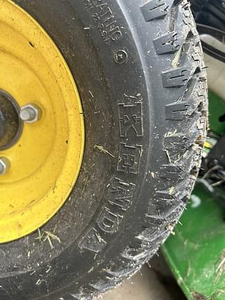 Image of John Deere Z320M equipment image 2