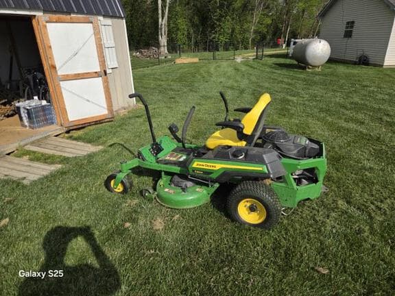 Image of John Deere Z320R equipment image 2