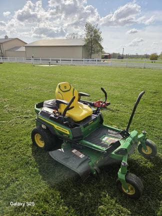 Image of John Deere Z320R equipment image 1