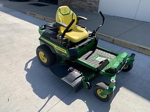 Main image John Deere Z320R 3