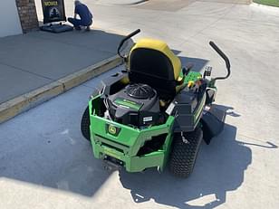 Main image John Deere Z320R 6