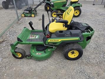 Main image John Deere Z320R
