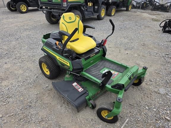 Image of John Deere Z320R equipment image 3