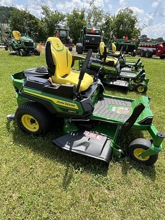 Image of John Deere Z320R equipment image 2