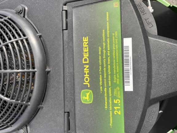 Image of John Deere Z320R equipment image 4
