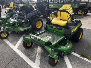 Main image John Deere Z320R