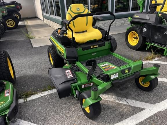Image of John Deere Z320R equipment image 1