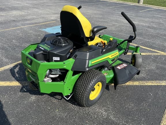 Image of John Deere Z320R equipment image 2