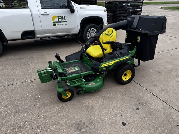 Image of John Deere Z320R Primary image