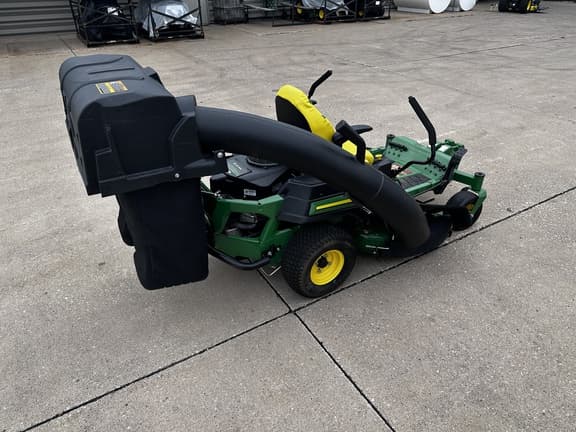 Image of John Deere Z320R equipment image 4