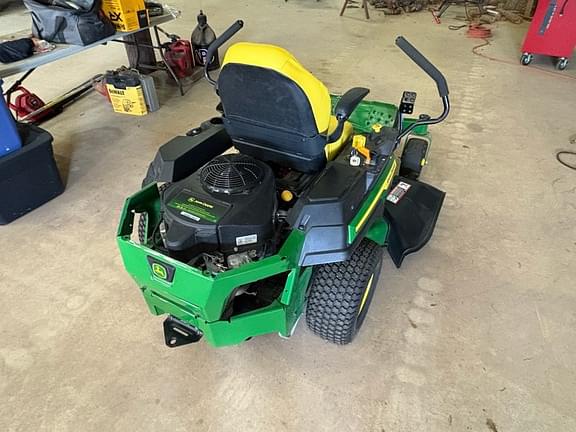 Image of John Deere Z320R equipment image 4