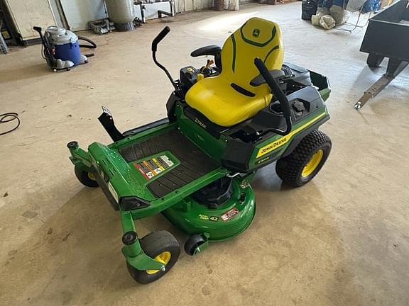 Image of John Deere Z320R Primary image