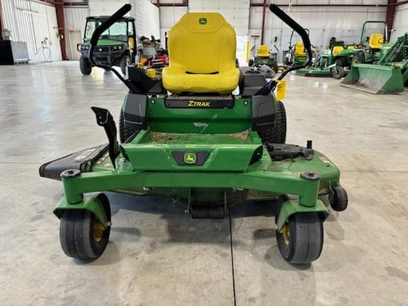 Image of John Deere Z325E equipment image 4