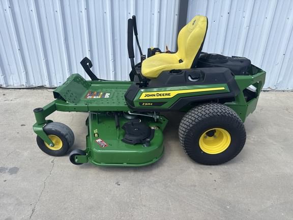 Image of John Deere Z325E Primary image