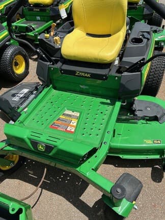 Image of John Deere Z325E Primary image