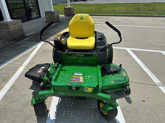 Image of John Deere Z325E Primary image